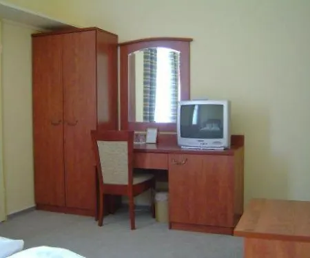 Frankfurt Hotel 3*